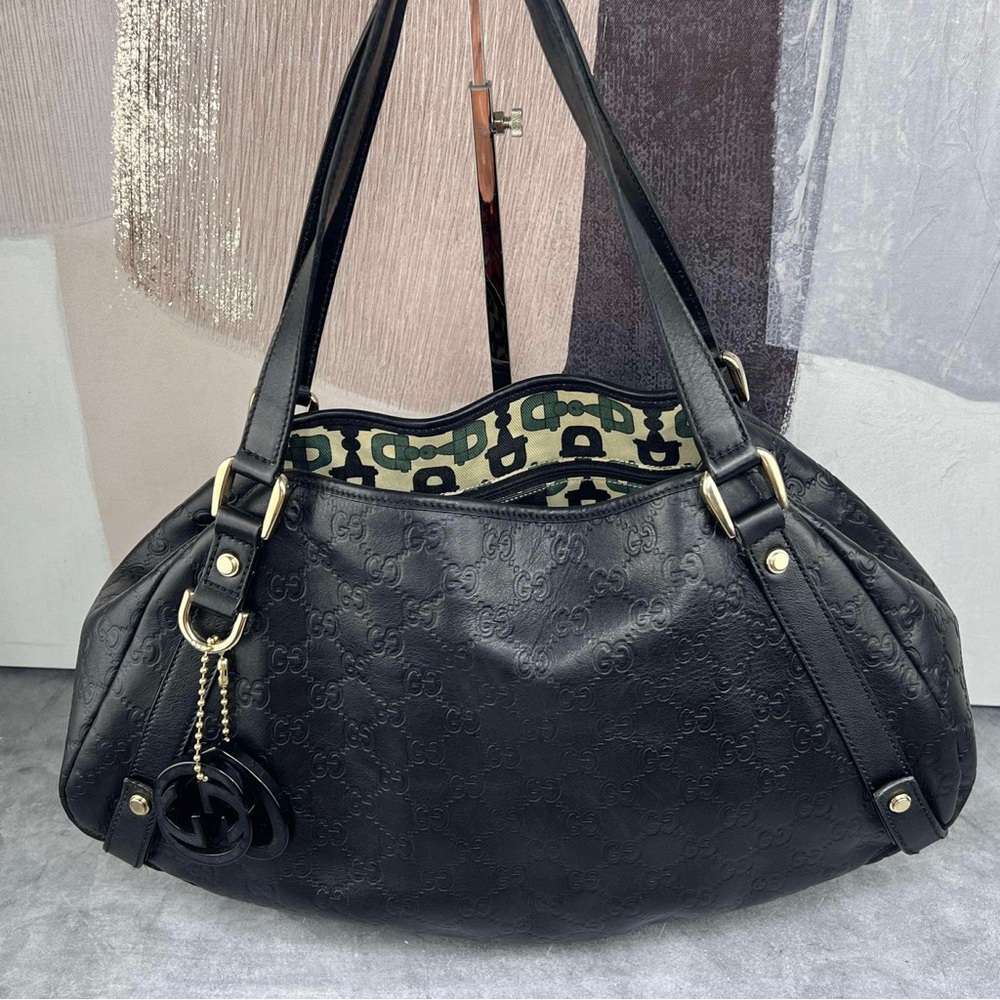 🌵Authentic Gucci Leather Shoulder Bag🌵